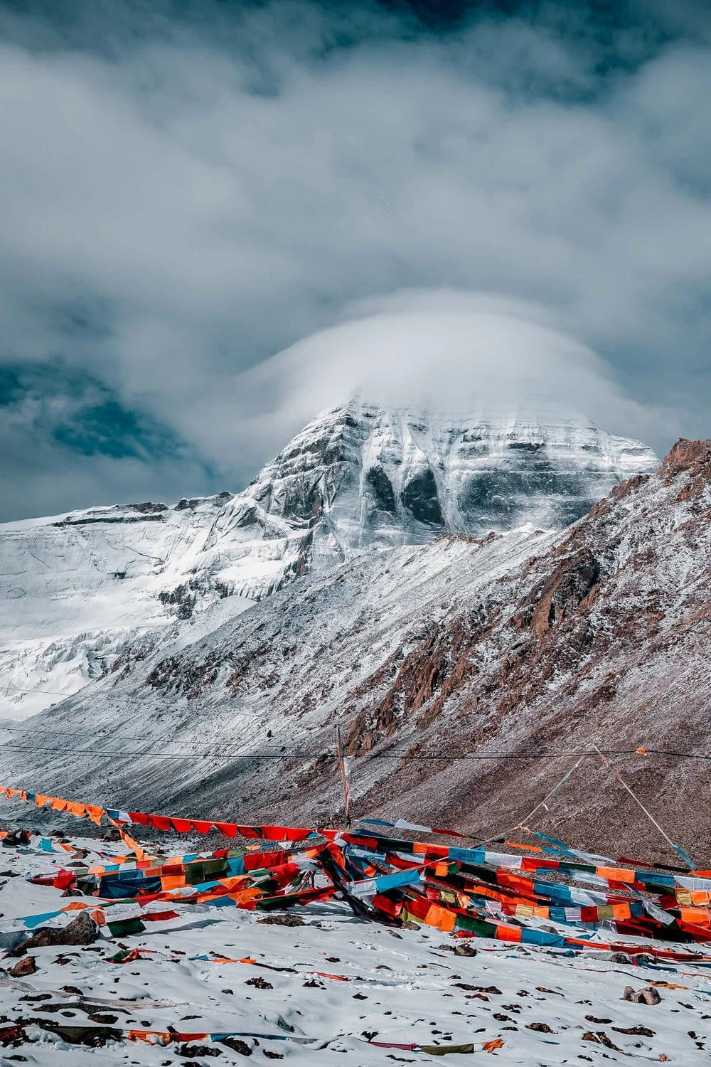 Mount Kailash: On the 52-Kilometer Kora, Encountering Faith and the Vastness of Heaven and Earth